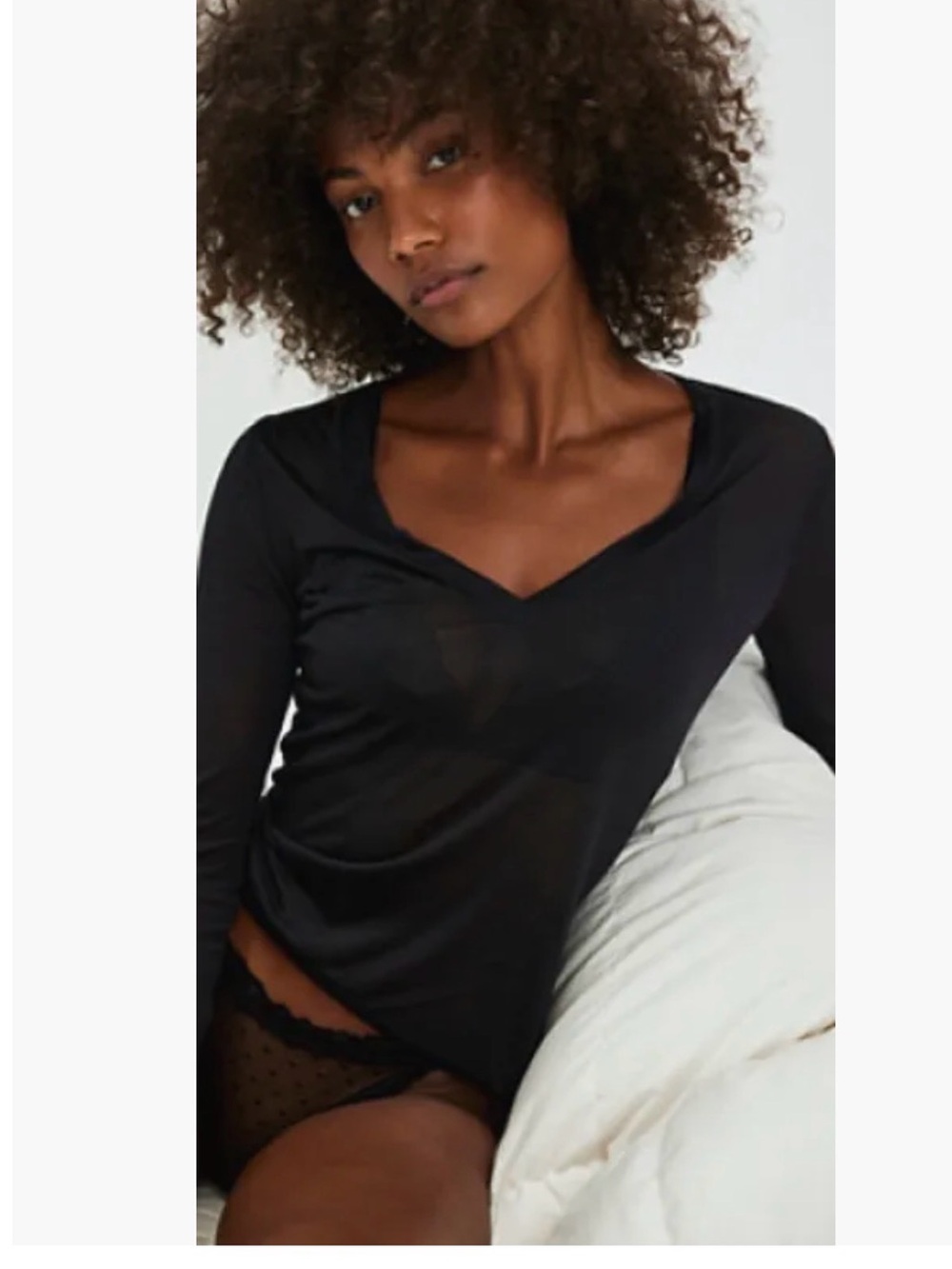 Free People Intimately On Air V-Neck Long Sleeve. NWT